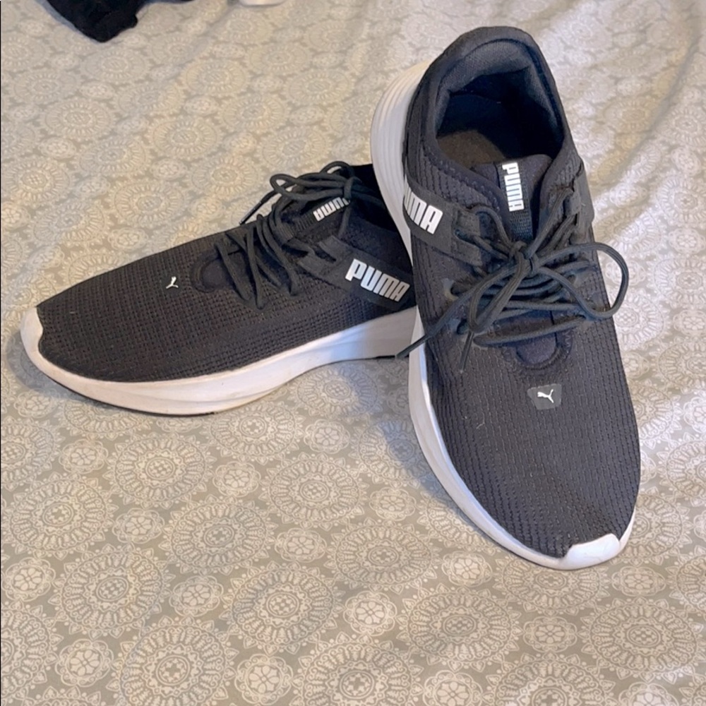 Puma Sneakers